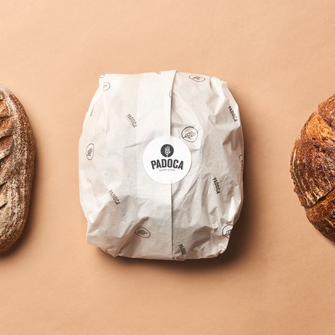 Burger Packaging, Boutique Cafe, Bread Brands, Cafe And Bakery, Bread Packaging, Baking Packaging, Bakery Branding, Cafe Branding, Consumer Packaging