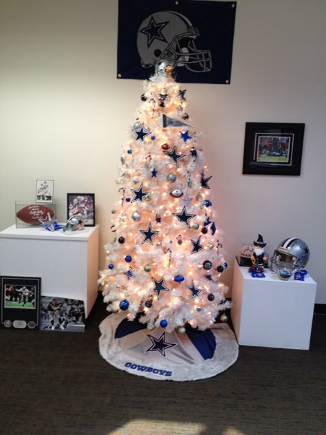 Dallas Cowboys Christmas Tree Dallas Cowboy Christmas Tree, Cowboys Christmas Tree, Dallas Cowboys Christmas Tree, Cowboy Christmas Tree, Dallas Cowboys Christmas, Dallas Cowboy, Cowboy Christmas, Christmas Tree Ideas, Dallas Cowboys