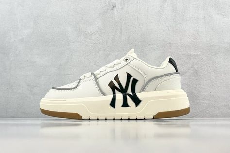 Silver Shoes, Sneaker Brands, New York Yankees, Mlb, Converse, New York, Sneakers, Silver