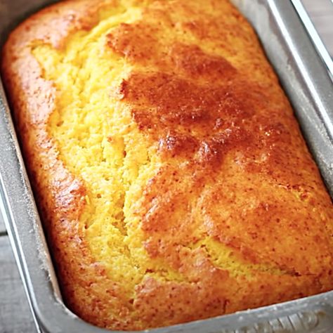 Orange Loaf Cake Easy Recipes, Cake Mix Loaf Cakes, Easy Loaf Cake Recipes, Easy Orange Cake Recipe, Orange Loaf Recipe, Orange Cake Recipe Easy, Orange Cake Easy, Orange Loaf Cake, Orange Loaf