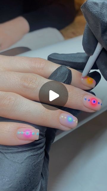 Cool French Tip Designs, How To Blooming Gel, Aura Nails Blooming Gel, Aura Nails With Blooming Gel, Blooming Gel Aura Nails, Spring Biab Nails 2024, Nail Inspo Blooming Gel, Blooming Gel Tutorial, Nail Designs Blooming Gel