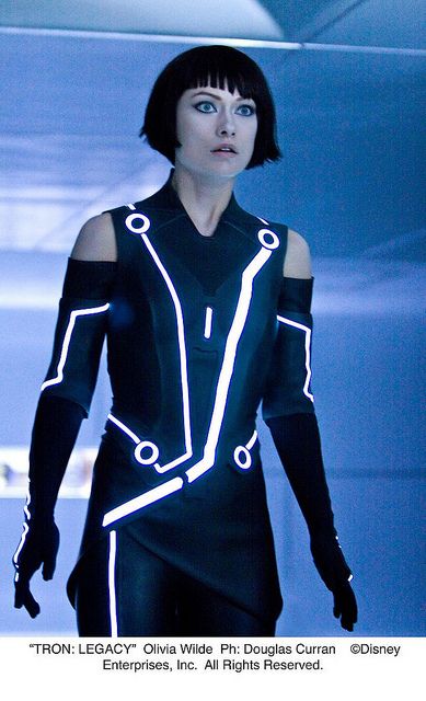 Olivia Wilde in Tron (2010) Olivia Wilde Tron Legacy, Olivia Wilde Tron, Tron Costume, Tron Legacy, Sci Fi Fashion, Cyberpunk Fashion, Character Profile, Trondheim, Olivia Wilde