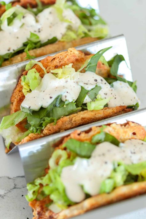 These Caesar salad tacos are made using 2 ingredient homemade taco shells! They are salty, crispy and so delicious. Chicken Caesar Tacos, Caesar Salad Tacos, Chicken Ceaser, Homemade Taco Shells, Salad Taco, Taco Shells, Parmesan Crusted, Homemade Tacos, Taco Stuffed Shells