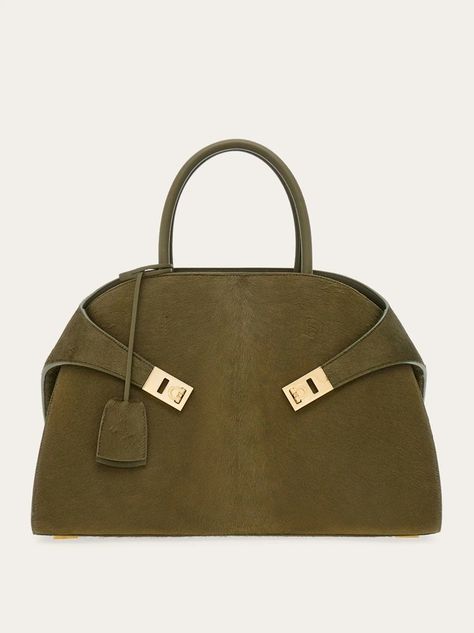 Looks for Fall - Women | Ferragamo US Leather Fob, Green Handbag, Chanel 2, Work Clothes, Ballet Flat Shoes, Green Bag, Black Handbags, Womens Tote Bags, Salvatore Ferragamo