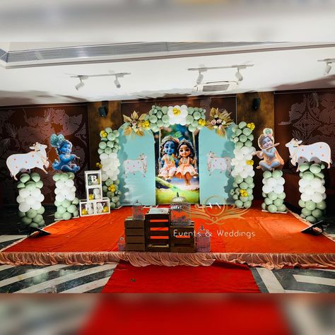 Krishna theme babyshower 🦚❤️😍 Decor by @v.n_events 9328721781 Banquet @aambli.club #krishanathemebabayshowerdecor #krishnatheme #babyshower #srimantsanskar #eventplanner #ohbaby #instagram #aamblirestaurant Baby Shower Decorations Indian At Home, Krishna Theme Decoration, Babyshower Decor, Cartoons Krishna, Shower Funny, Indian Baby Showers, Baby Shower Decorations Neutral, Birthday Theme Decoration, Birthday Decorations At Home