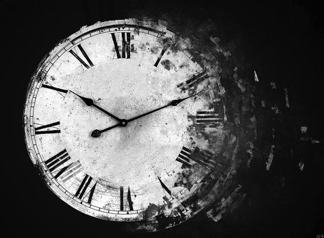 Heart Photos, Simple Clock, Wattpad Background, Time Icon, Clock Icon, Black Clocks, Clock Wallpaper, White Clocks, Clock Tattoo