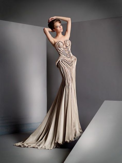 Party Dresses Uk, Couture 2014, Ethereal Dress, Glamour Dress, Couture Mode, Gowns Of Elegance, Couture Gowns, Dress Prom, Cinnamon Roll