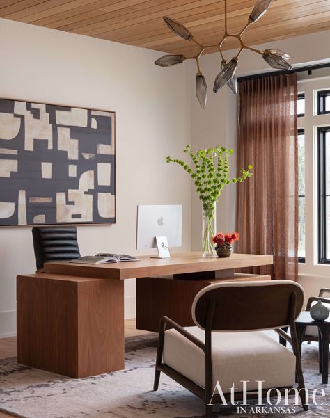 Modern Masculinity - At Home in Arkansas Second Floor Landing, Organic Elements, Steel Railing, Staircase Railings, Soaker Tub, Higher Design, Study Office, Home Office Design, Window Coverings