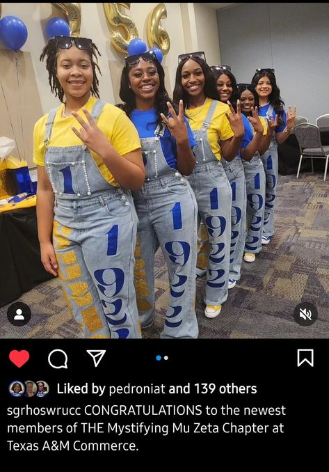 Sigma Gamma Rho Probate Outfits, Sgrho Probate Outfits, Sigma Lambda Gamma, Sorority Fashion, Pretty Poodles, Rush Outfits, Sorority Shirt Designs, Sorority Shirt, Sigma Gamma Rho