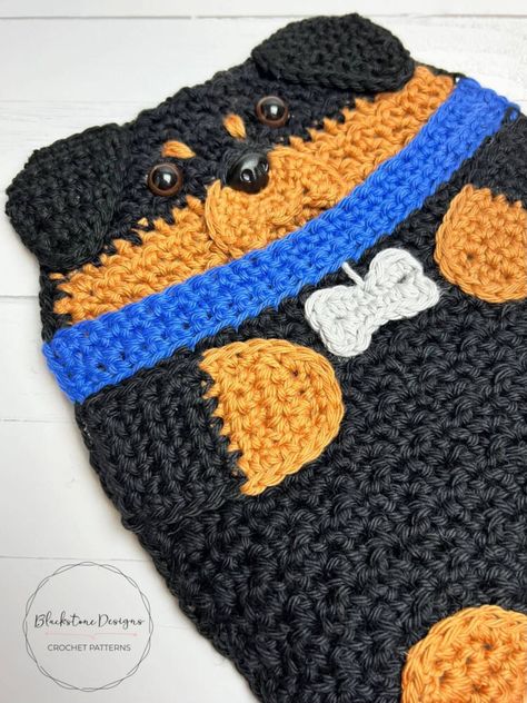 How to Make the Rottweiler Pot Holder - Free Crochet Pattern - Blackstone Designs Crochet Patterns Crochet Rottweiler Pattern Free, Crochet Rottweiler, Pot Holder Crochet Pattern, Pot Holder Crochet, Mexican Crochet, Kitchen Potholders, Crochet Pot Holders, Crochet Decorations, Crochet Pot Holders Free Pattern