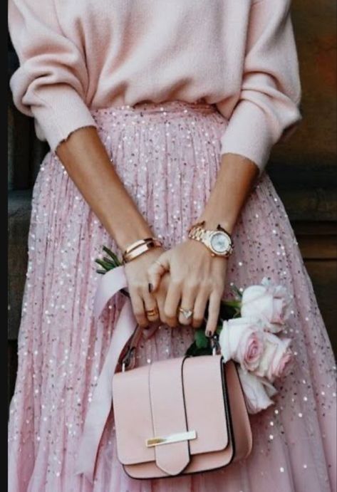 Pink Outfit Modest, Pink Inspiration, Summer Wedding Outfits, Romantic Outfit, Estilo Chic, Wedding Guest Outfit Summer, Pink Outfits, Look Vintage, Guest Outfit