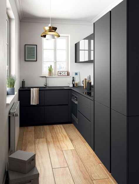 Small Kitchen Inspiration, Small Kitchen Design Ideas, Small Kitchen Design, Desain Pantry, Small Apartment Kitchen, Black Kitchen Cabinets, Kitchen Remodel Design, Small Kitchen Decor, Contemporary Kitchen Design