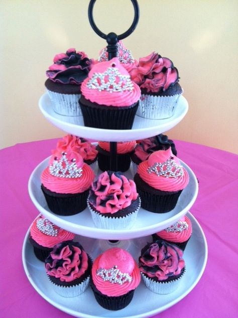 Princess Cupcakes...pink, black, silver. Hot Pink And Silver Cupcakes, Y2k Cupcakes, Pink And Black Birthday, Pink Birthday Party Decorations, Pink Birthday Theme, Sweet 16 Masquerade Party, Black Cupcakes, Barbie Birthday Cake, Girly Birthday Party