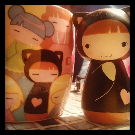 Momiji kitty is famous! Happy she spotted herself on a mug :-) Momiji Doll, Rukia Bleach, All Things Cute, Cute Little Things, My Vibe, Cute Icons, Sake, Art Inspo, Eye Candy