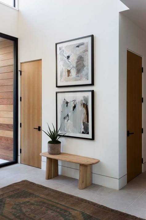 California Cool Entry Way, Modern Contemporary Entryway Ideas, Modern Organic Foyer, Modern Organic House Design, Modern Organic Entryway Ideas, Organic Modern Mudroom, Organic Modern Artwork, Organic Modern Entry, Modern Organic Natural Home