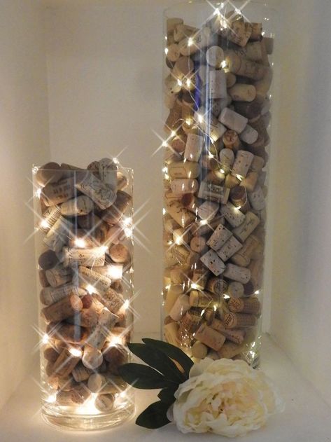 Wine Cork Centerpiece, Wine Cork Wedding, Cork Wedding, Wine Cork Diy Crafts, Wine Cork Projects, Cork Crafts Diy, Wine Cork Diy, Wine Cork Art, Deco Champetre