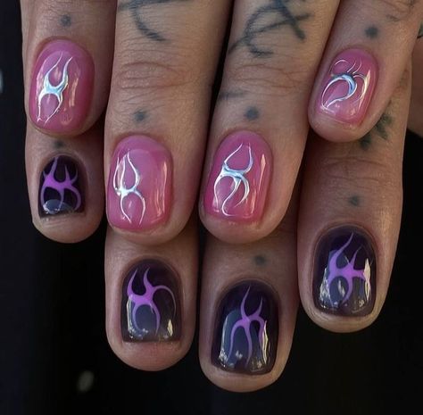 Short Nails Ideas Purple, Short Alt Nails, Cute Grunge Nails, Grunge Nails Short, Short Natural Nail Designs, Purple Gel Nails Ideas, Nail Master, Mens Nails, Retro Nails