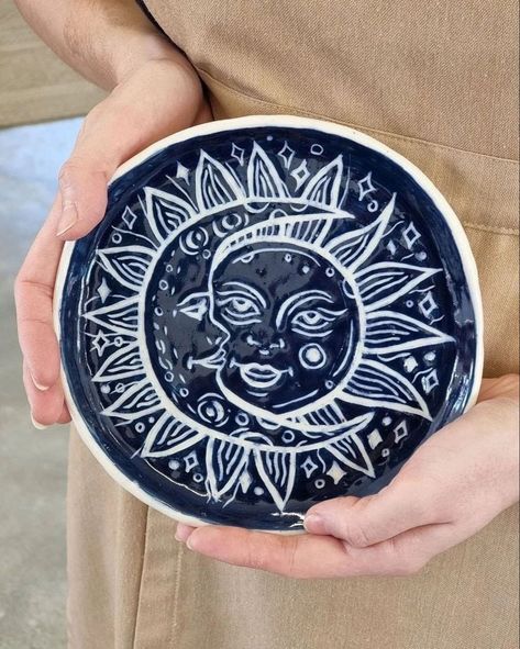 Pottery Bowl Inspo Paint, Sun And Moon Trinket Dish, Octopus Bowl Ceramics, Ceramic Platters Ideas Design, Ceramic Scrafitto, Scraffito Designs Simple Plate, Sgrafitto Designs, Pottery Painting Ideas Easy Ceramic Plates, As You Wish Pottery Ideas