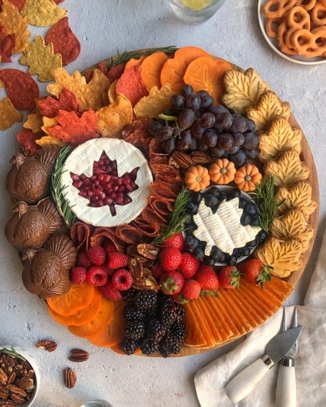 Charcuterie Cones, Thanksgiving Charcuterie Board, Thanksgiving Charcuterie, Charcuterie Boxes, Chocolate Turkey, Holiday Catering, Fall Board, Thanksgiving Snacks, Thanksgiving 2023