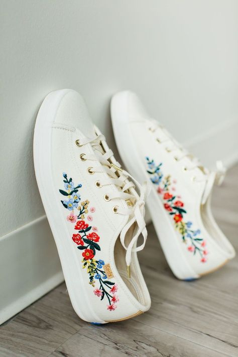 Mindy Mae's Market, embroidered keds Painted Shoes Diy, Corak Bunga, Designed Shoes, Painted Sneakers, Basket Style, Diy Broderie, Floral Sneakers, Embroidery Shoes, Embroidered Shoes