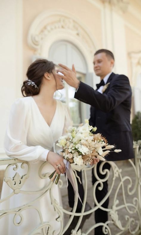 White Dresses Wedding, Dresses Ankle Length, Midi Wedding Dress, Fall Bridal Shower, Chiffon Wedding Dress, Fall Wedding Dresses, Chiffon Long Sleeve, White Dresses, Little White Dresses