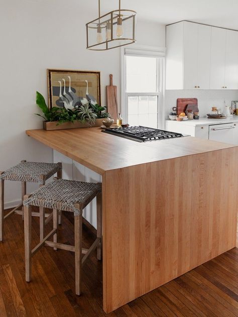 Butcher Block Peninsula, Diy Butcher Block, Waterfall Countertop, Butcher Block Island Kitchen, Kitchen Peninsula, Butcher Block Island, Butcher Block Kitchen, Southampton New York, Butcher Block Counter