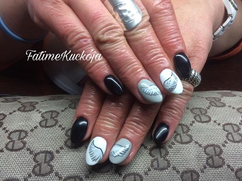 Angel Wing Nails, Angel Wings Nail Art, Black And White Angel Wings, Wings Nail Art, Black And White Nail Designs, Black White Nails, White Angel Wings, Spring Acrylic Nails, Pretty Nail Art Designs