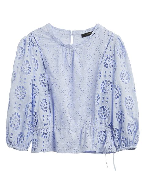 Petite Unlined Eyelet Cropped Top | Banana Republic® EU Eyelet Top Outfit, 4 Balloon, Woman Blouse, Office Shirt, Eyelet Blouse, Eyelet Fabric, Eyelet Top, Top Banana, Embroidery On Clothes