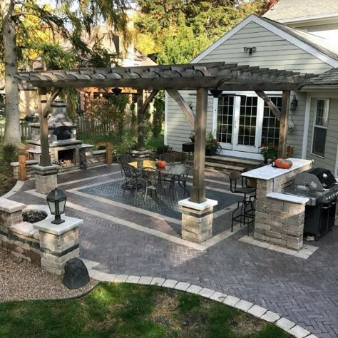 Design Per Patio, Villa Architecture, Patio Pavers Design, Concrete Patios, Patio Deck Designs, Grill Area, Wood Pergola, Pergola Design, Backyard Pergola