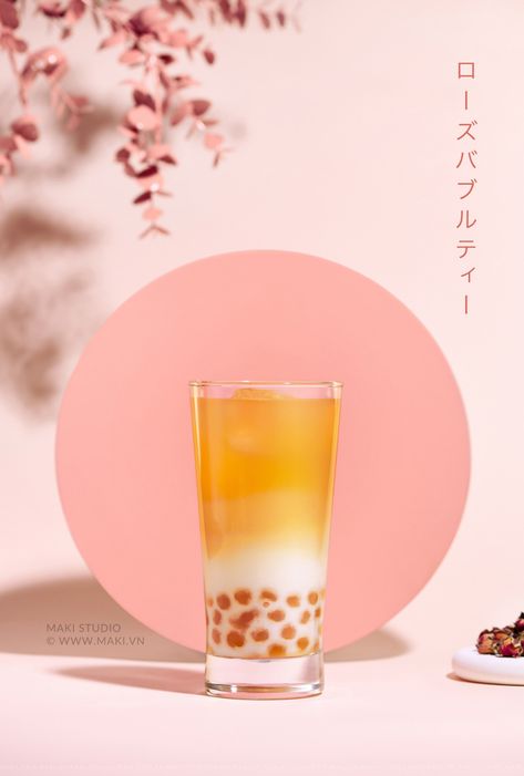 Bubble Tea Product Photography, Bubble Tea Advertisement, Glass Cup Photography, Bubble Tea Branding, Bubble Tea Photography, Milk Tea Photography, Japanese Milk Tea, Bubble Tea Poster, App Photography