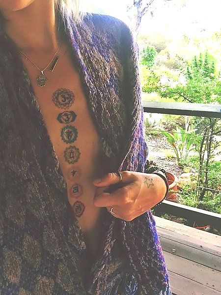 Om Chakra Tattoo, Small Spiritual Tattoos, Best Chest Tattoos, Om Tattoo Design, Chakra Tattoo, Small Chest Tattoos, Dandelion Tattoo, Dragon Tattoo For Women, Om Tattoo