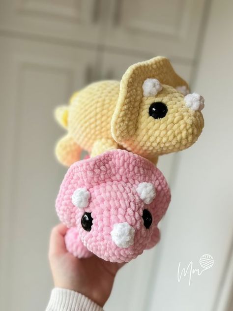 Learn how to crochet this adorable triceratops with our easy step-by-step tutorial. Perfect for beginners, this pattern is fun and rewarding to make. #crochet #amigurumi #dinosaur. #Free_Crochet_Triceratops_Pattern #Crochet_Projects_Acrylic_Yarn #Crochet_Patterns_Etsy #Animal_Crochet_Pattern_Free Crochet Patterns Etsy, Triceratops Crochet Pattern, Crochet Dinosaur Pattern Free, Cute Crochet Things, Cute Crochet Animals, Crochet Dinosaur Patterns, Cute Crochet Ideas, Crocheted Stuff, Crocheted Things