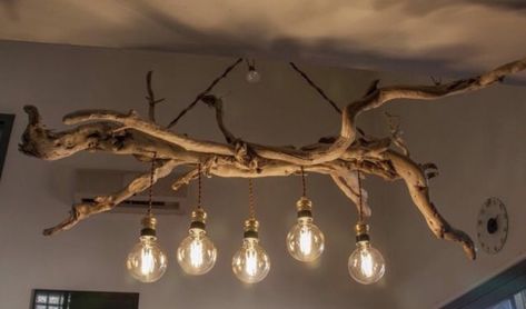 Driftwood Chandelier, Driftwood Lamp, Rustic Kitchen Island, Rustic Light Fixtures, Rustic Ceiling, Deco Nature, Home Themes, Rustic Chair, Drift Wood