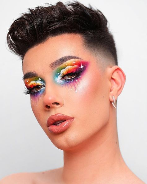 James Charles on Instagram: “HEAD IN THE CLOUDS ☁️🌈 created this look in my new video live on my channel now 💞 ____  eyes: @morphebrushes x @jamescharles palette brows:…” Manly Makeup, Insane Makeup, Emoji Makeup, Colorful Makeup Looks, Unique Eyeshadow, Fairy Make-up, Disco Makeup, Makeup Collage, How To Wash Makeup Brushes