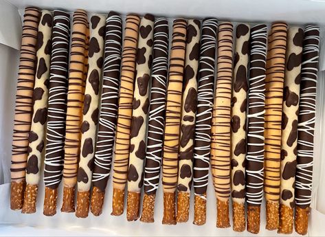 Animal Print Pretzel Rods, Safari Theme Chocolate Covered Pretzels, Safari Party Treats, Jungle Safari Dessert Table, Zebra Pretzel Sticks, Jungle Treats Safari Theme, Safari Pretzel Rods, Safari Chocolate Covered Pretzels, Safari Theme Treats Dessert Tables