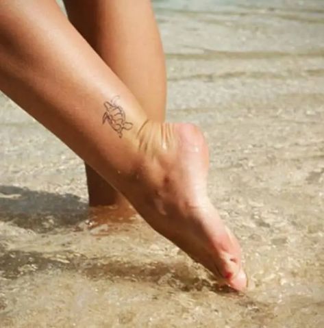 Behind Ankle Tattoo, Turtle Tattoo Meaning, Continuous Line Tattoo, Turtle Tattoo Designs, Ankle Tattoos For Women, Single Line Tattoo, Small Butterfly Tattoo, Ankle Tattoos, Marquesan Tattoos