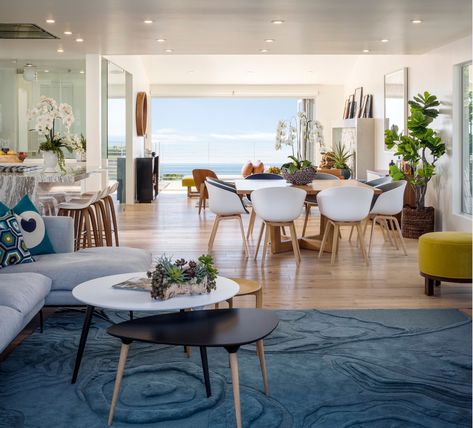 Mid Century Modern/Coastal - Midcentury - Dining Room - Los Angeles - by Debbie Dahl Interiors Mid Century Modern Coastal, Coastal Mid Century, Coastal Mid Century Modern, Midcentury Dining Room, Beach Dining Room, Modern Coastal Interior Design, Mid Century Coastal, Modern Apartment Living Room, Coastal Dining Room