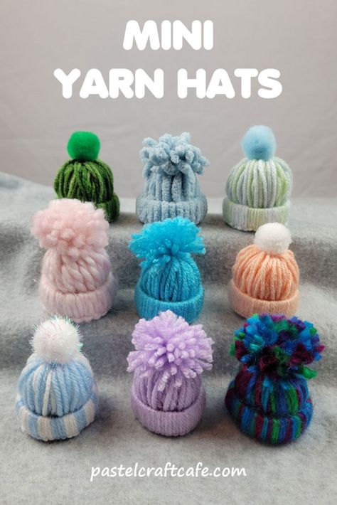 Mini Gnome Hats, Christmas Gnome Yarn Craft, Snowman Hat Crafts Diy, Tiny Yarn Hats, Pom Pom Snowmen, Snow Hat Craft, Yarn Mini Hats, Mini Knit Hat, Tiny Hats Diy