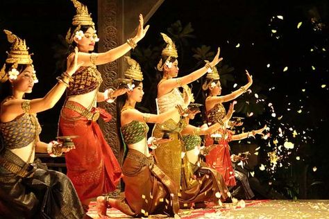 Apsara Dance, Khmer New Year, Vietnam Destinations, Mask Dance, Mythical Birds, Mekong Delta, North Vietnam, Real Family, Dance Theater