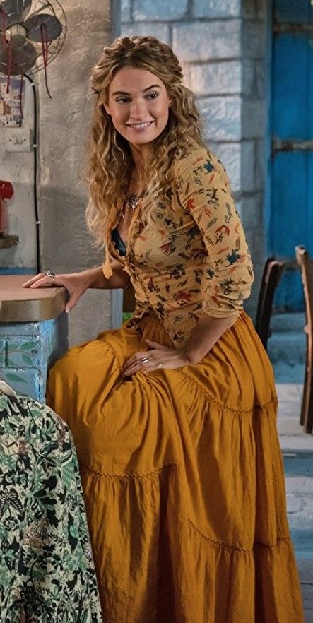 Mamma Mia: Here We Go Again Indie Outfits Vintage, Mamma Mia 2, Donna Sheridan, Vintage Boho Style, Steal Her Style, 70s Inspired Fashion, Outfits Vintage, 70s Outfits, Here We Go Again