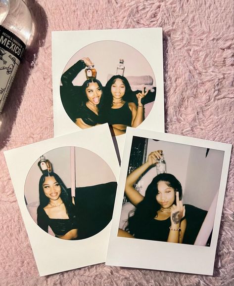 Promo Flyer, 17th Birthday Ideas, Instax Photos, Cute Birthday Pictures, Beautiful Photoshoot Ideas, Glam Photoshoot, Photography Posing Guide, Polaroid Pictures, Cute Friend Pictures