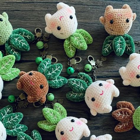 Crochet Mandrake Pattern, Crochet Mandrake, Amigurumi Plants, Spring Crochet, Forest Baby, Quick Crochet Patterns, Crochet Plant, December 27, Quick Crochet