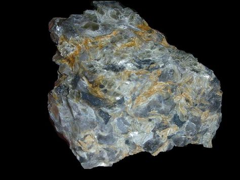 Pegmatite Pegmatite Rocks, Earth Spells, Rock Projects, Rock Collecting, Minerals Crystals Rocks, Rocks And Fossils, Rough Gems, School Of Rock, Indian History