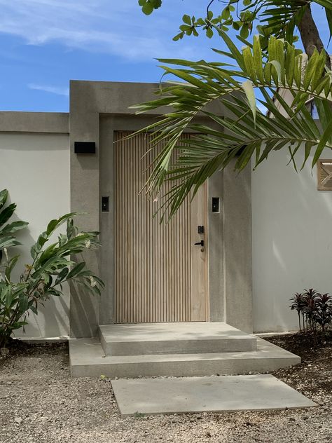 Wabi Sabi House, Compound Wall Design, Front Wall Design, Bali House, Entrance Gates Design, House Gate Design, Entrance Design, Front House Landscaping, Beach House Design