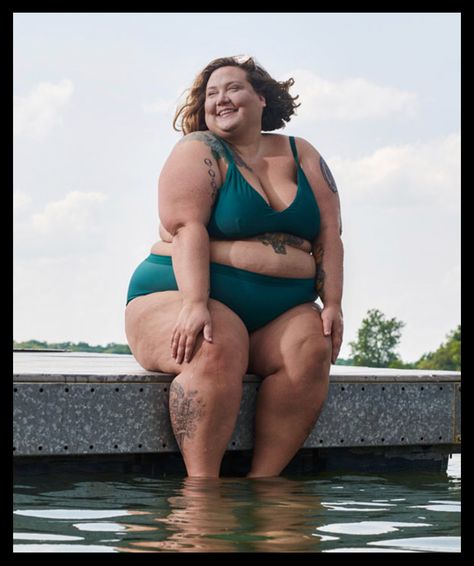 Body Reference, Body Positivity, Pose Reference, Kim Kardashian, Beautiful People, Persona, Plus Size, Health, Water