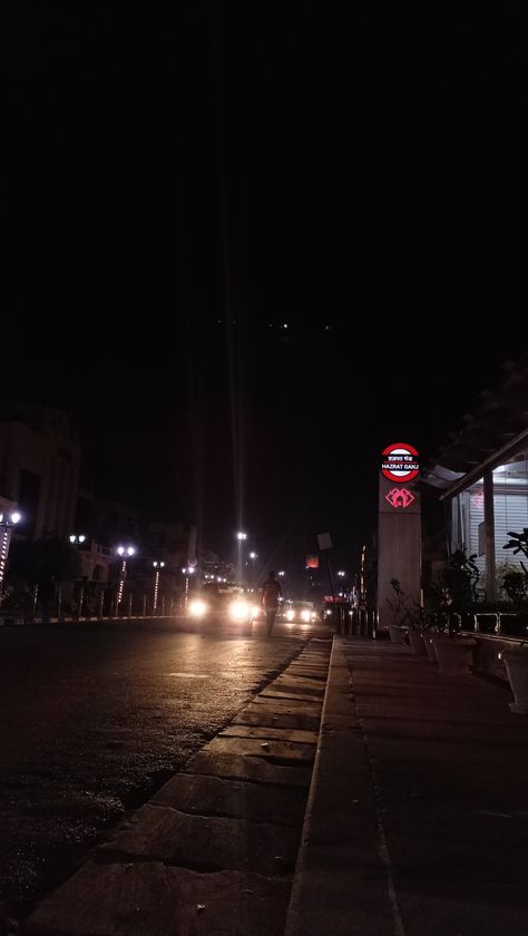 Lucknow Road Snap, Hazratganj Lucknow Snap, Gomti Nagar Lucknow Snap, Lucknow Night Snap, Hazratganj Lucknow Aesthetic, Lucknow Snap, Lucknow Photography, Lucknow Aesthetic, Rainbow Wallpaper Iphone