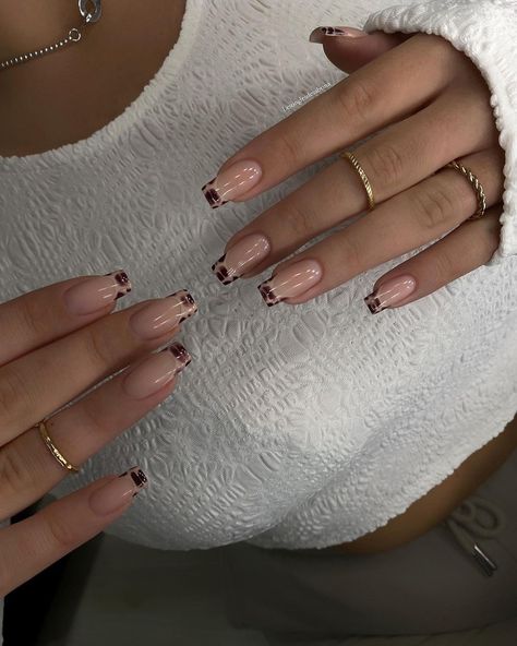 Trendy Acrylic Nails, Elegant Almond Nails, Trendy Almond Nails, Paznokcie Hello Kitty, Kutek Disney, Girly Acrylic, Nail Looks, Nagel Tips, Purple Nail