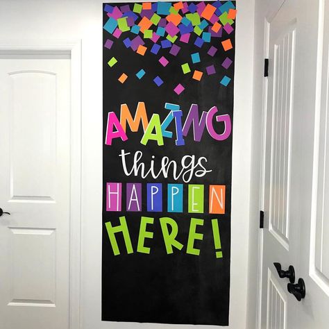 I created this door for a very good friend/coworker of mine at the beginning of the year. With very little damage, she JUST took it down on… Welcome Door Classroom, Classroom Welcome Boards, Joey Udovich, School Hallway Decorations, Daycare Room Design, Preschool Door, Classroom Organization Elementary, Classroom Welcome, School Board Decoration