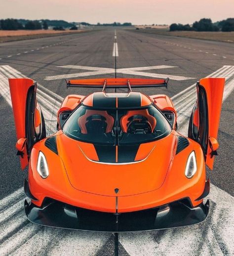 Koenigsegg Jesko Koenigsegg Jesko Aston Martin Suv, Racing Wallpaper, Koenigsegg Jesko, Red Bull Racing, Koenigsegg, Expensive Cars, Performance Cars, Sports Cars Luxury, Beautiful Cars