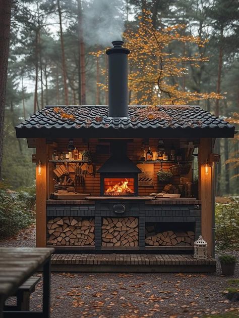 Backyard Oven Diy, Wood Fire Oven, Rustic Homestead, Outside Kitchen, Outdoor Oven, Outdoor Decor Backyard, Summer Kitchen, Ideas Garden, Backyard Patio Designs